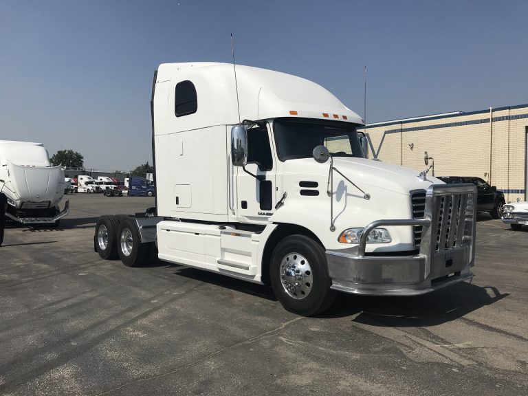 IMG_6304 Beaver Truck Centre